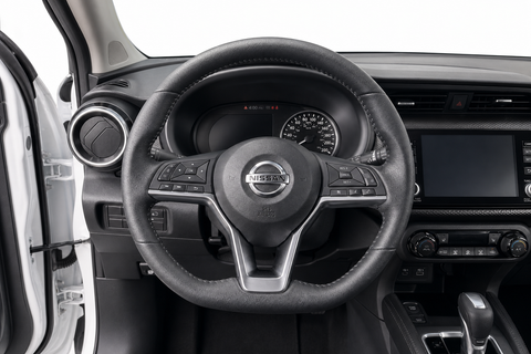 2024 Nissan Kicks — view 10