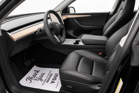 2023 Tesla Model Y — view 8
