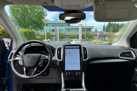 2023 Ford Edge — view 8