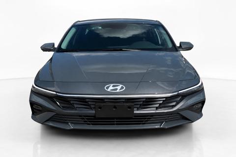 2026 Hyundai Elantra — view 3