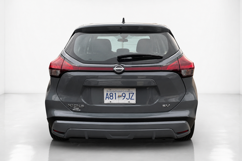 2024 Nissan Kicks — view 4