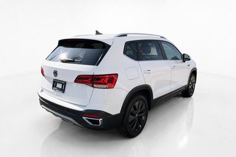 2024 Volkswagen Taos — view 4