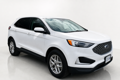 2024 Ford Edge — view 3