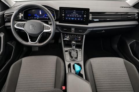 2025 VOLKSWAGEN Jetta — view 6