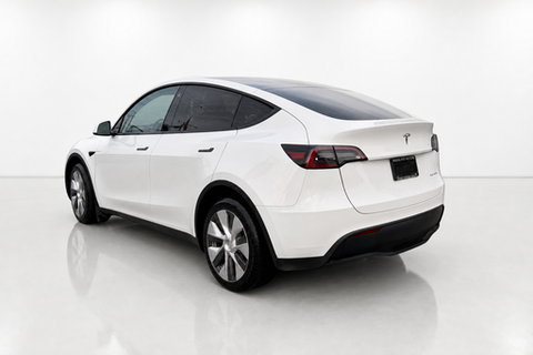 2023 Tesla Model Y — view 5