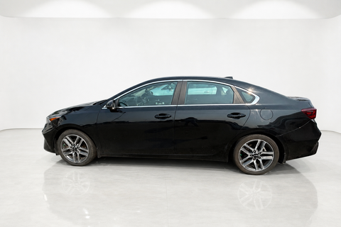 2024 Kia Forte — view 8