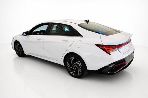 2025 HYUNDAI ELANTRA — view 4