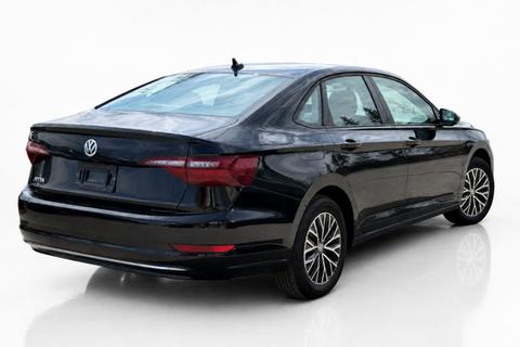 2021 Volkswagen Jetta Sedan — view 4