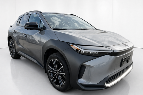 2024 Toyota bZ4X — view 2