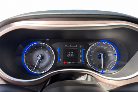 2023 Chrysler Grand Caravan — view 13