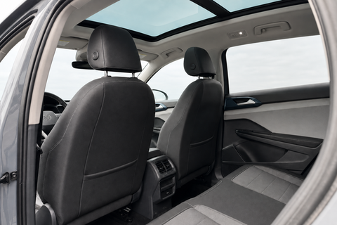 2024 Volkswagen Taos — view 13