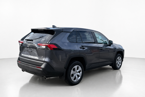 2024 Toyota RAV4 — view 5