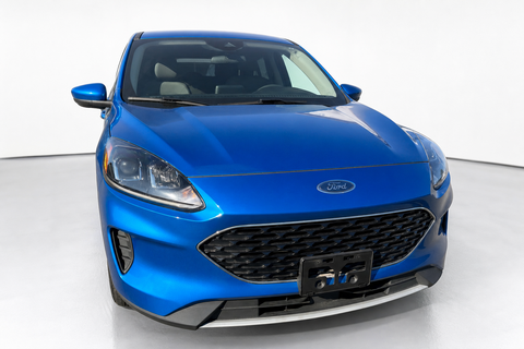 2020 Ford Escape — view 3