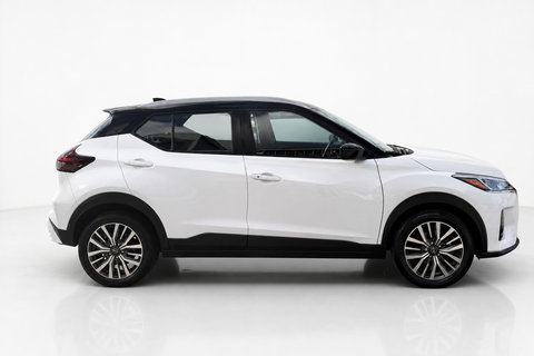 2024 Nissan Kicks — view 4