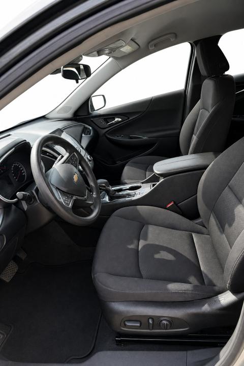 2024 CHEVROLET Malibu — view 6