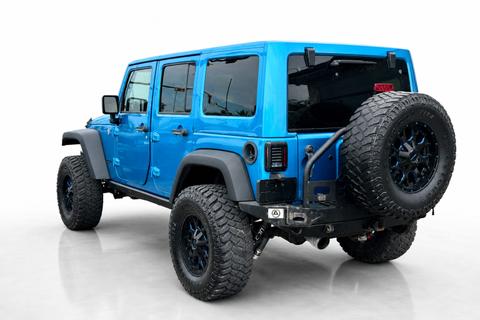 2016 Jeep Wrangler — view 6