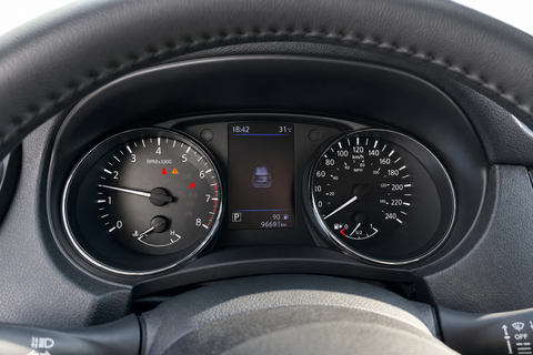 2020 Nissan Rogue — view 9