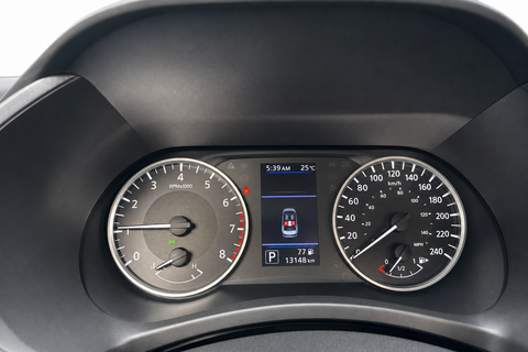 2025 NISSAN  SENTRA — view 11