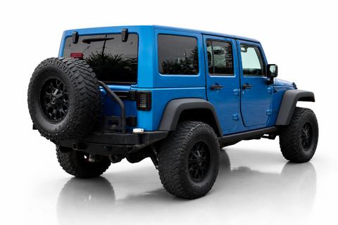 2016 Jeep Wrangler — view 4