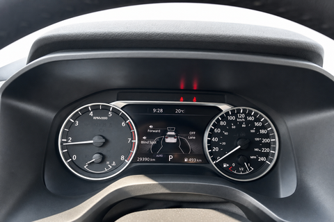 2026 Nissan Rogue — view 8