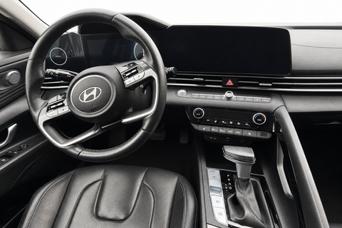2025 Hyundai Elantra — view 11