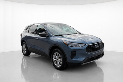 2024 Ford Escape — view 3