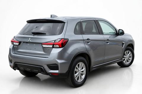 2021 Mitsubishi RVR — view 4