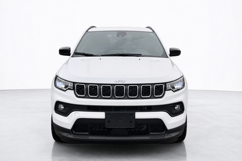 2025 Jeep Compass — view 2