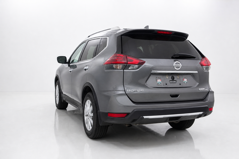 2020 Nissan Rogue — view 7