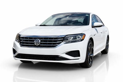 2020 Volkswagen Passat — view 1