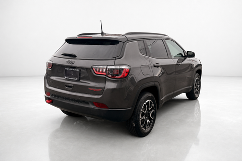 2024 Jeep Compass — view 5