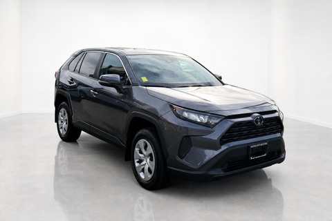 2024 Toyota RAV4 — view 3