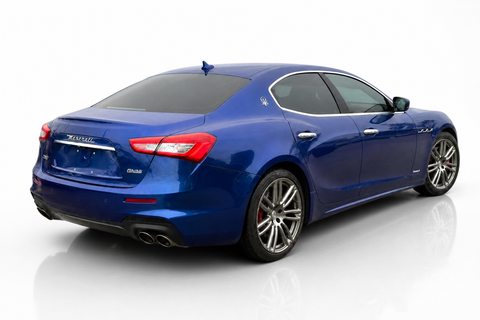 2018 Maserati Ghibli — view 4