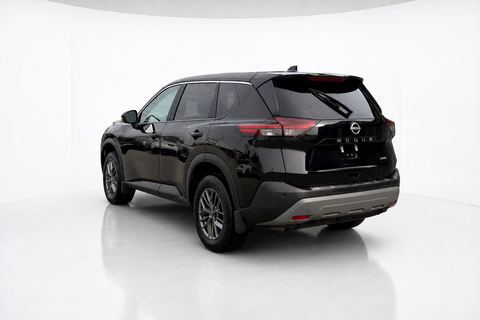 2023 Nissan Rogue — view 7