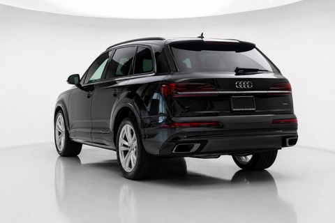 2025 Audi Q8 — view 6