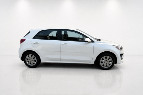 2023 KIA Rio — view 4