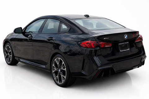 2025 BMW 2 Series — view 4