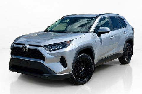 2021 Toyota RAV4 — view 1
