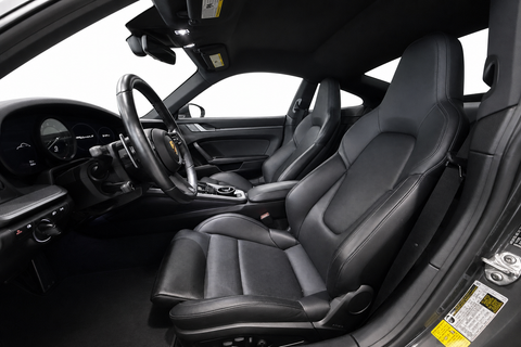2024 Porsche 911 Carrera GTS Coupe — view 7