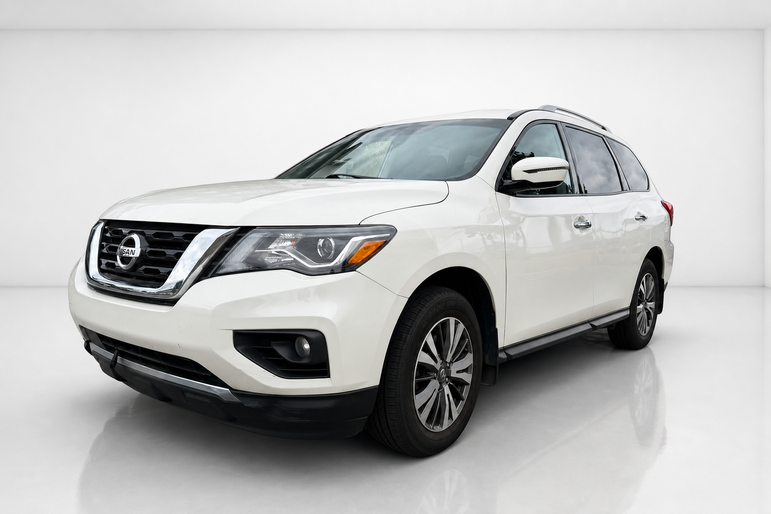 2017 NISSAN Pathfinder