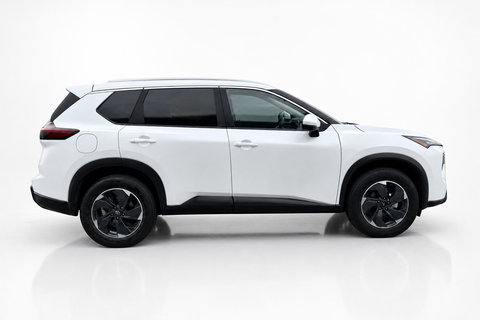 2024 Nissan Rogue — view 6