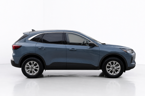 2024 Ford Escape — view 4