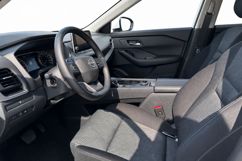 2026 Nissan Rogue — view 10