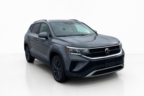 2024 Volkswagen Taos — view 3