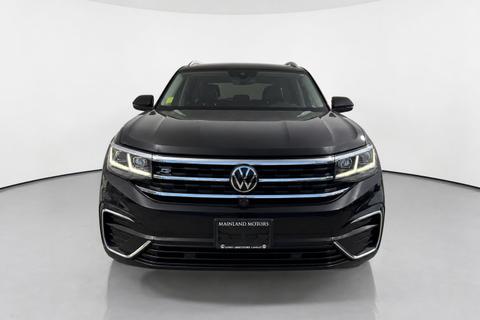 2022 Volkswagen Atlas — view 2