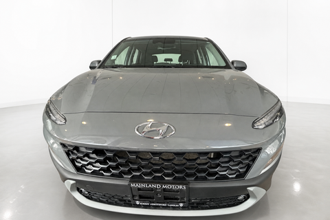 2022 Hyundai Kona — view 2