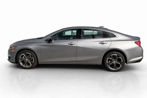 2025 Chevrolet Malibu — view 2