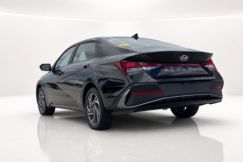 2025 Hyundai Elantra — view 7