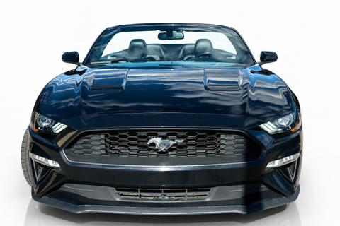 2018 Ford Mustang Convertible — view 2
