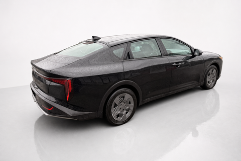 2025 Kia K4 — view 4